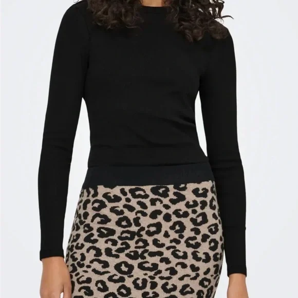 Only Ribbed Long-Sleeve Top - Picture 2 of 4